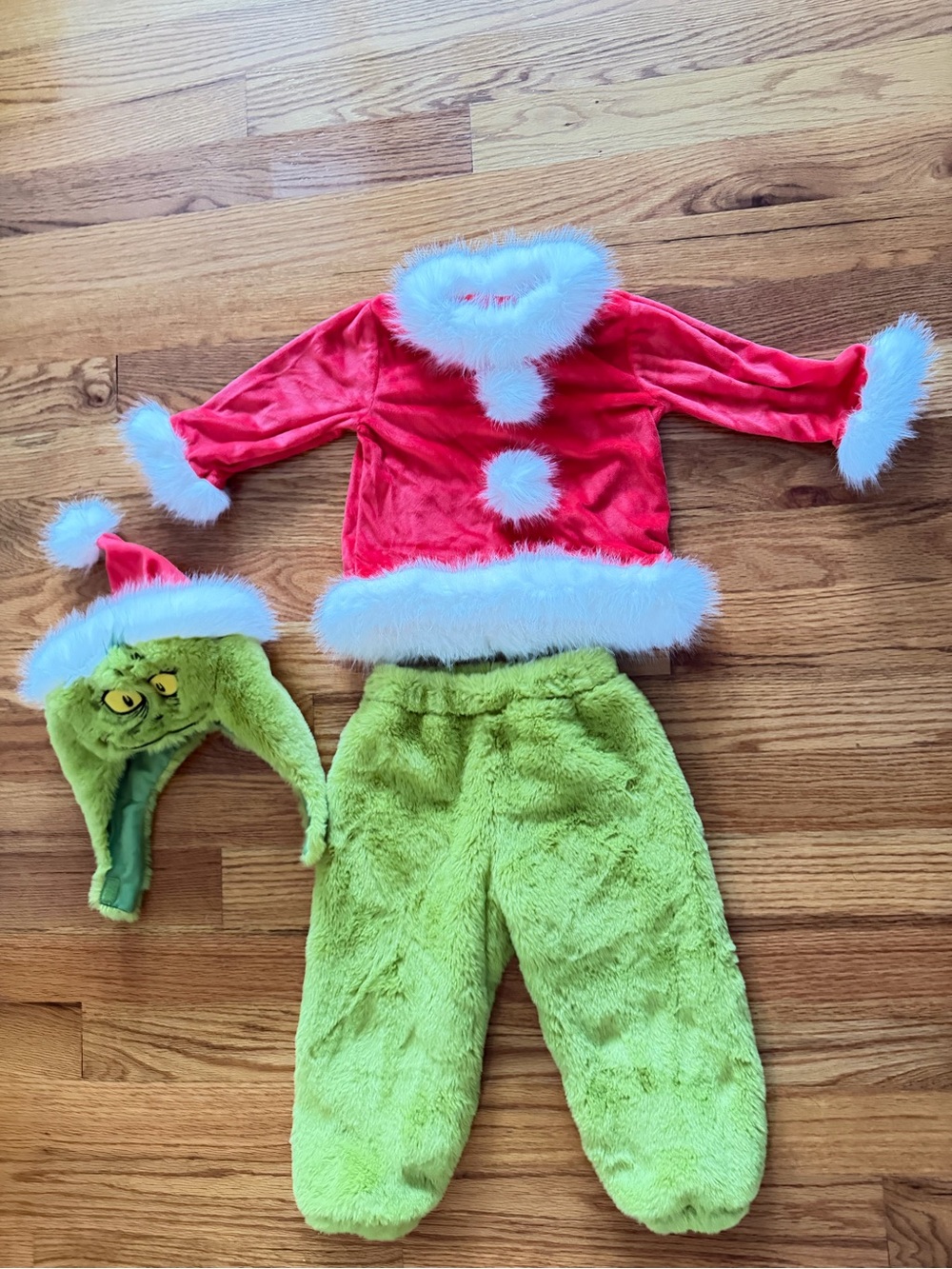 Pottery Barn Kids Red and Green 3T Grinch Halloween Character Costume NWOT